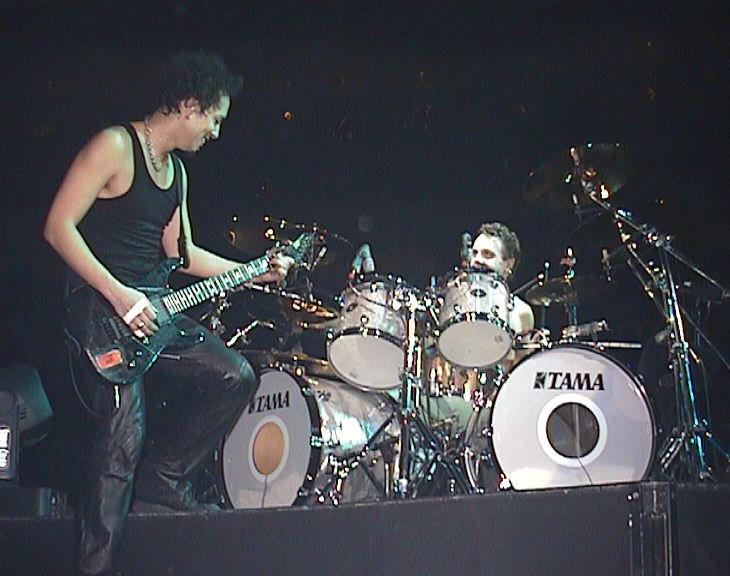 Photo gallery from the gig in Philadelphia, PA shot on March 8, 1997